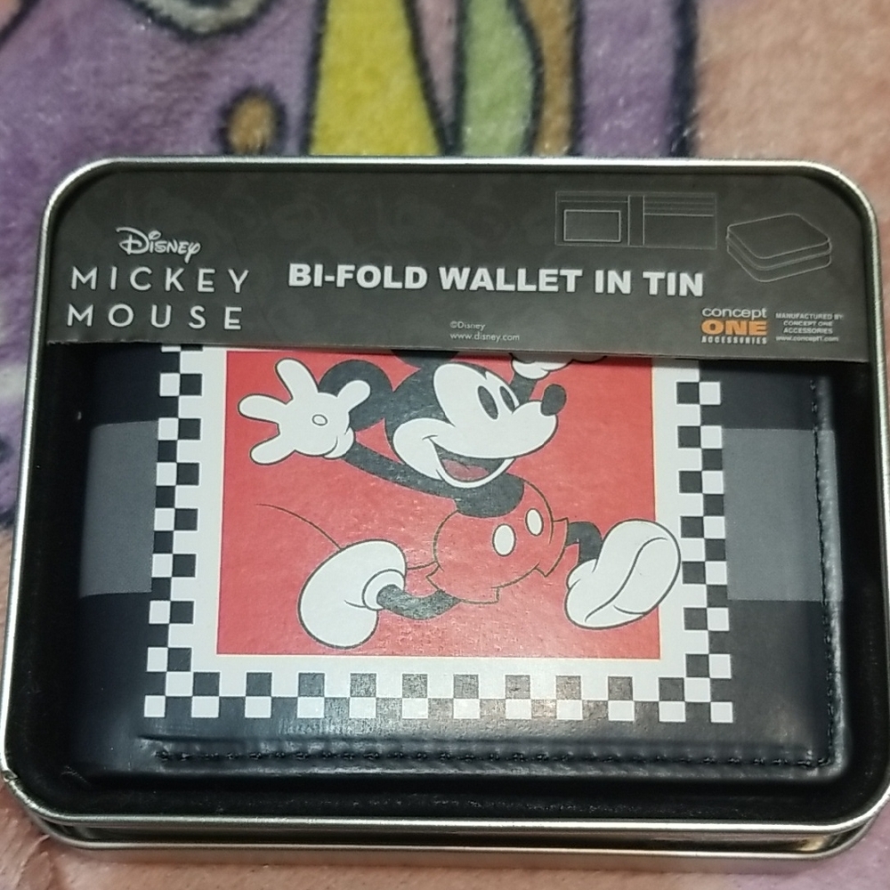Disney Mickey Mouse  Bifold Wallet in a Decorative Tin Case - Picture 4 of 7